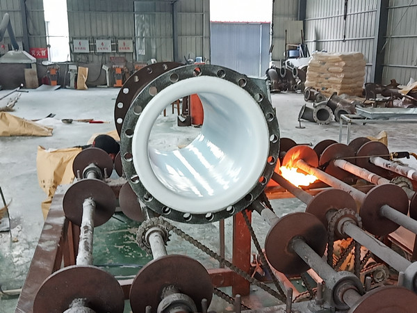 钢塑复合管和衬塑钢管一样吗